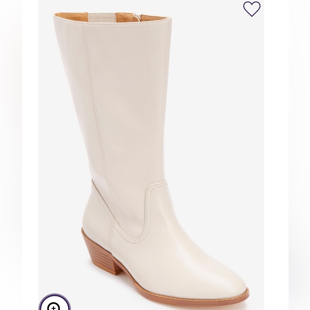 Wide calf white boots size 10 ww from Roaman’s